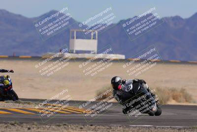 media/Nov-05-2022-SoCal Trackdays (Sat) [[f8d9b725ab]]/Turn 4 Tree of Life (125pm)/